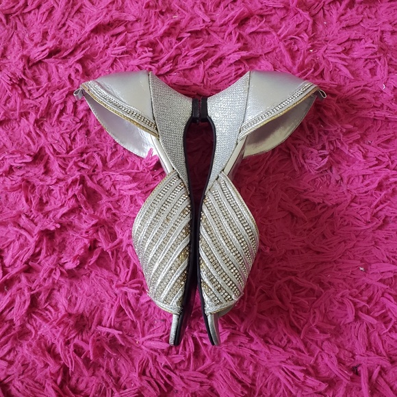 Fancy Sandals - Picture 3 of 3